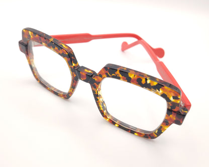 gafas graduadas de forma cuadrada en carey ámbar con varillas coral