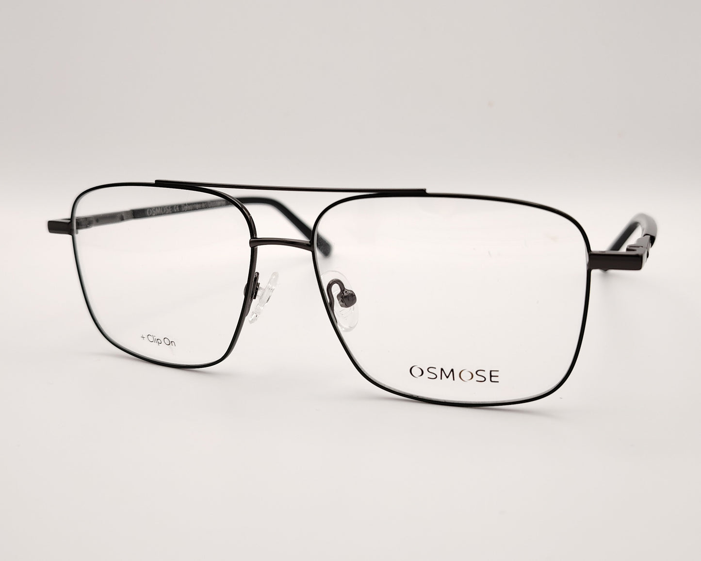 gafas de metal rectangular con doble puente en negro con dos clips, uno polarizado y otro amarillo