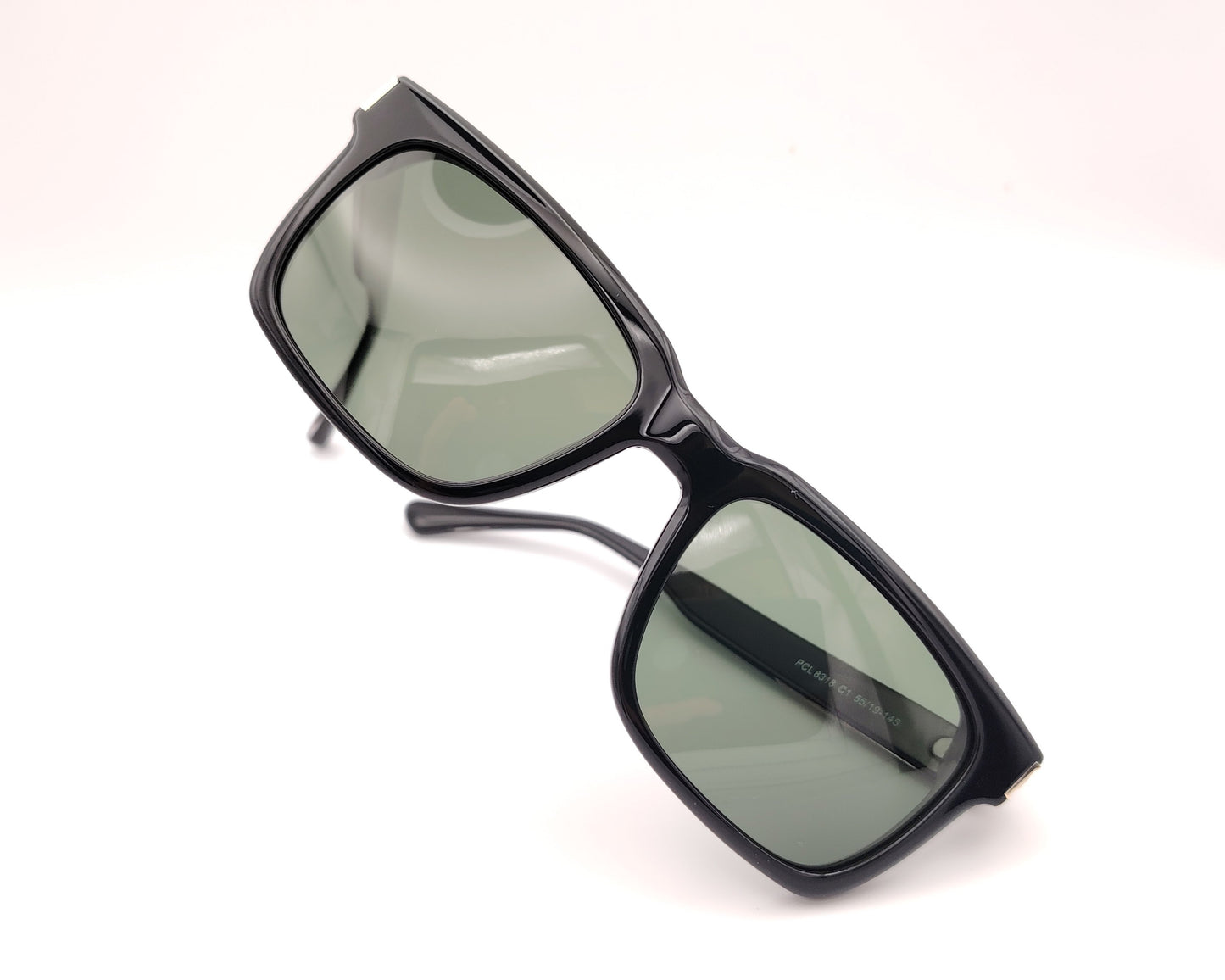 gafas de sol negras acetato forma rectangular lentes verdes polarizadas