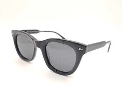 gafas de sol de acetato negro con lentes polarizadas a juego
