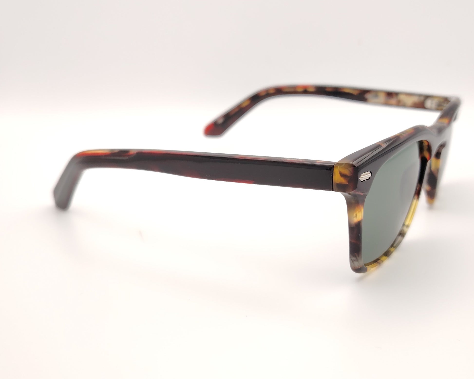gafas de sol acetato carey claro con lentes polarizadas forma rectangular
