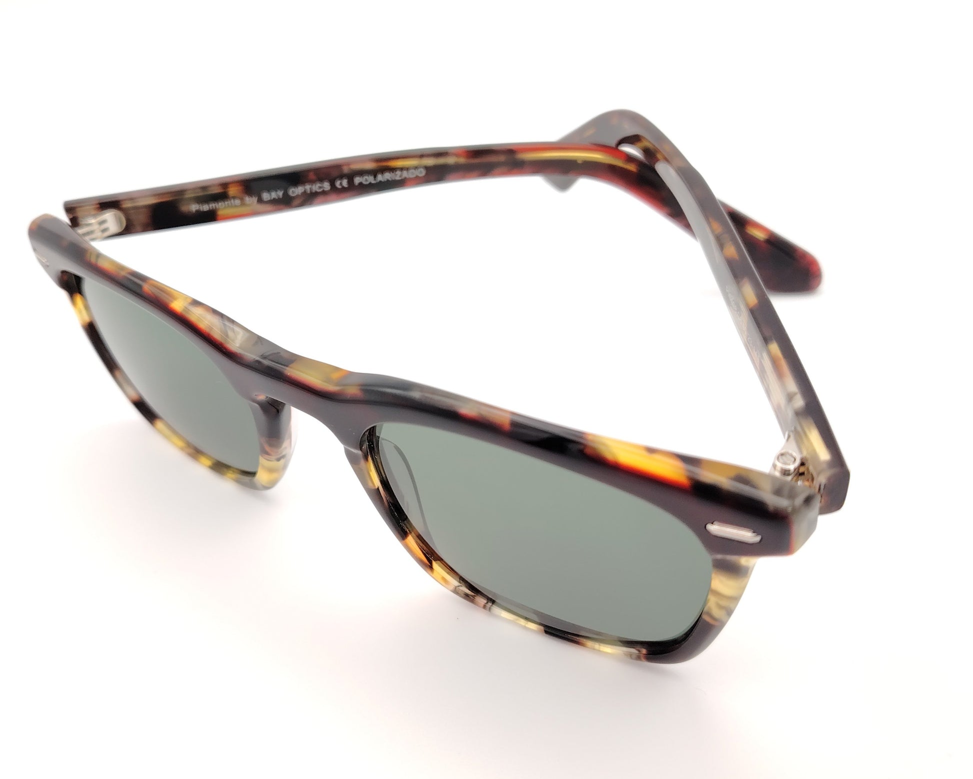 gafas de sol acetato carey claro con lentes polarizadas forma rectangular