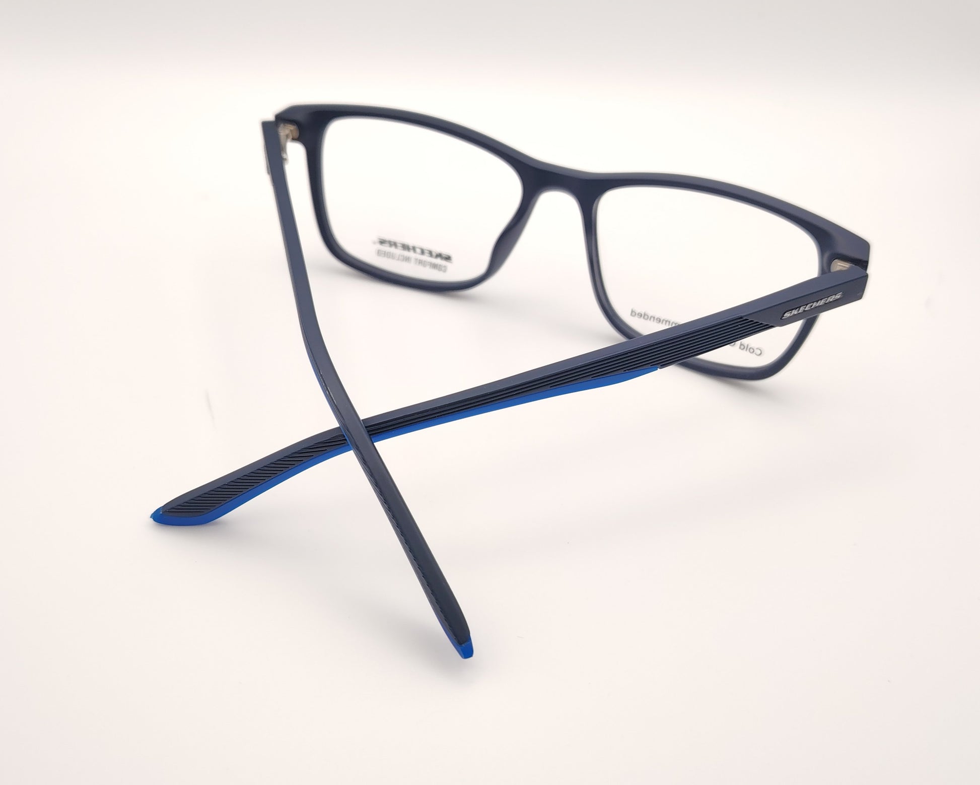 gafas graduadas skechers azules mate rectangulares con estilo deportivo