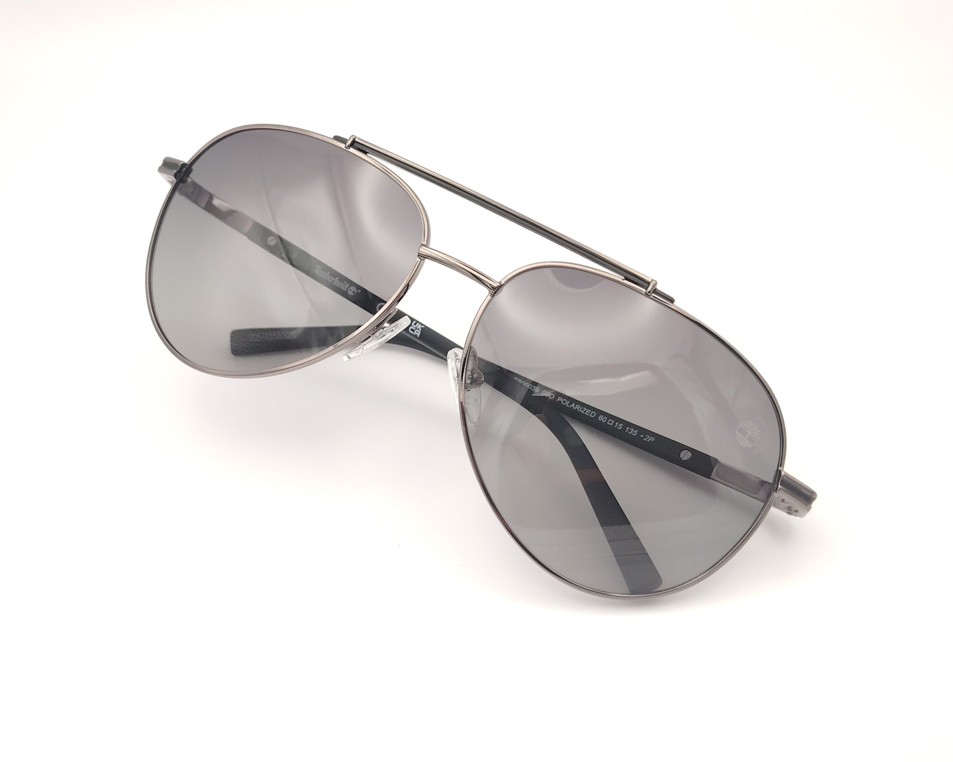 gafas de sol timberland tb00039 08d estilo aviador con doble puente y lentes polarizadas  y degradadas en color gris
