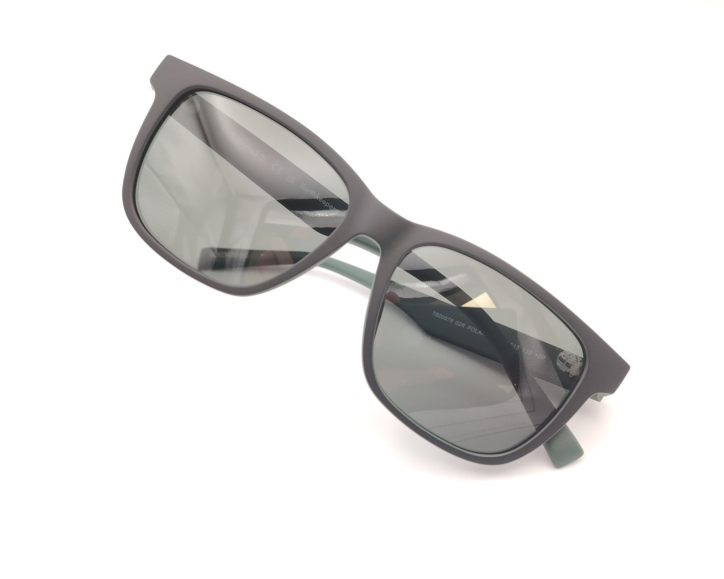 gafas de sol polarizadas cadete rectangulares en negro con interior verde para cara pequeña