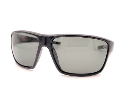 gafas de sol negras polarizadas con lentes gris y diseño deportivo envolvente