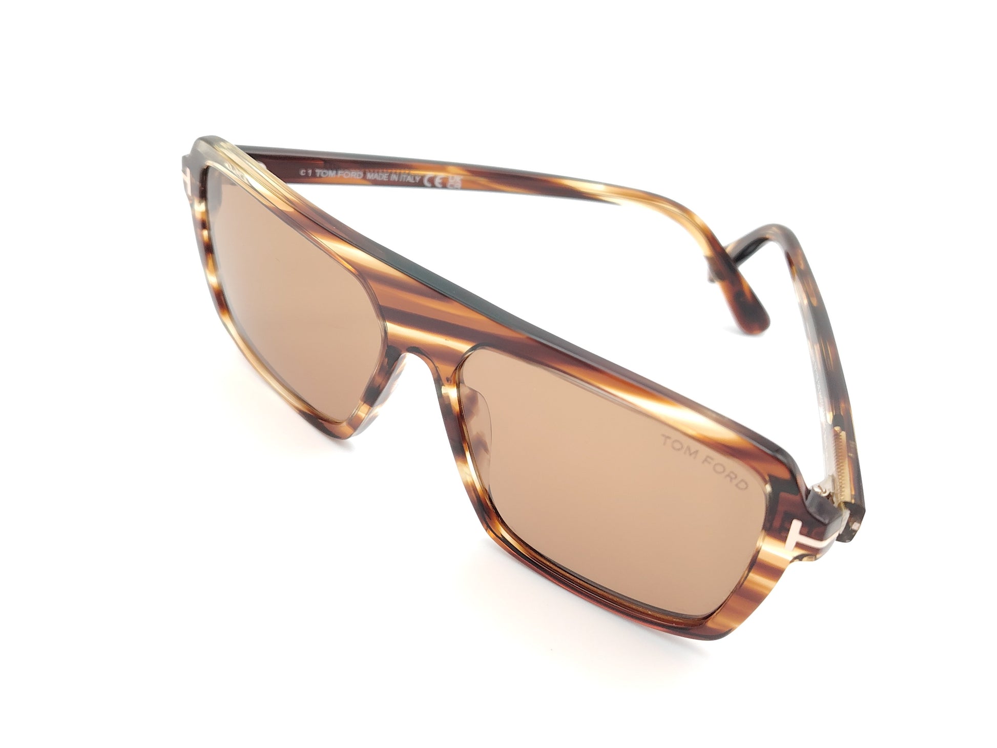 gafas de sol tom ford con montura de acetato habana claro de forma pantos, y lentes de color marrón