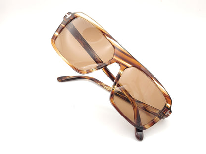 gafas de sol tom ford con montura de acetato habana claro de forma pantos, puente en llave y lentes de color marrón
