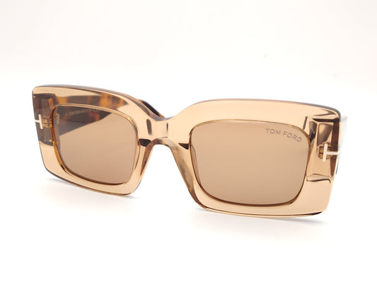 gafas de sol cuadradas tom ford con varillas en carey y frontal caramelo translúcido