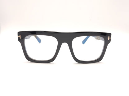 gafas de pasta negra rectangulares con clip solar marrón