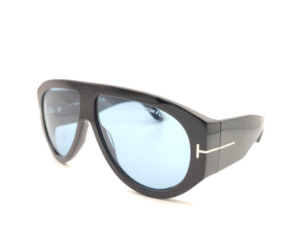 gafas de sol tom ford oversize negra  con lentes azules y diseño envolvente tipo máscara