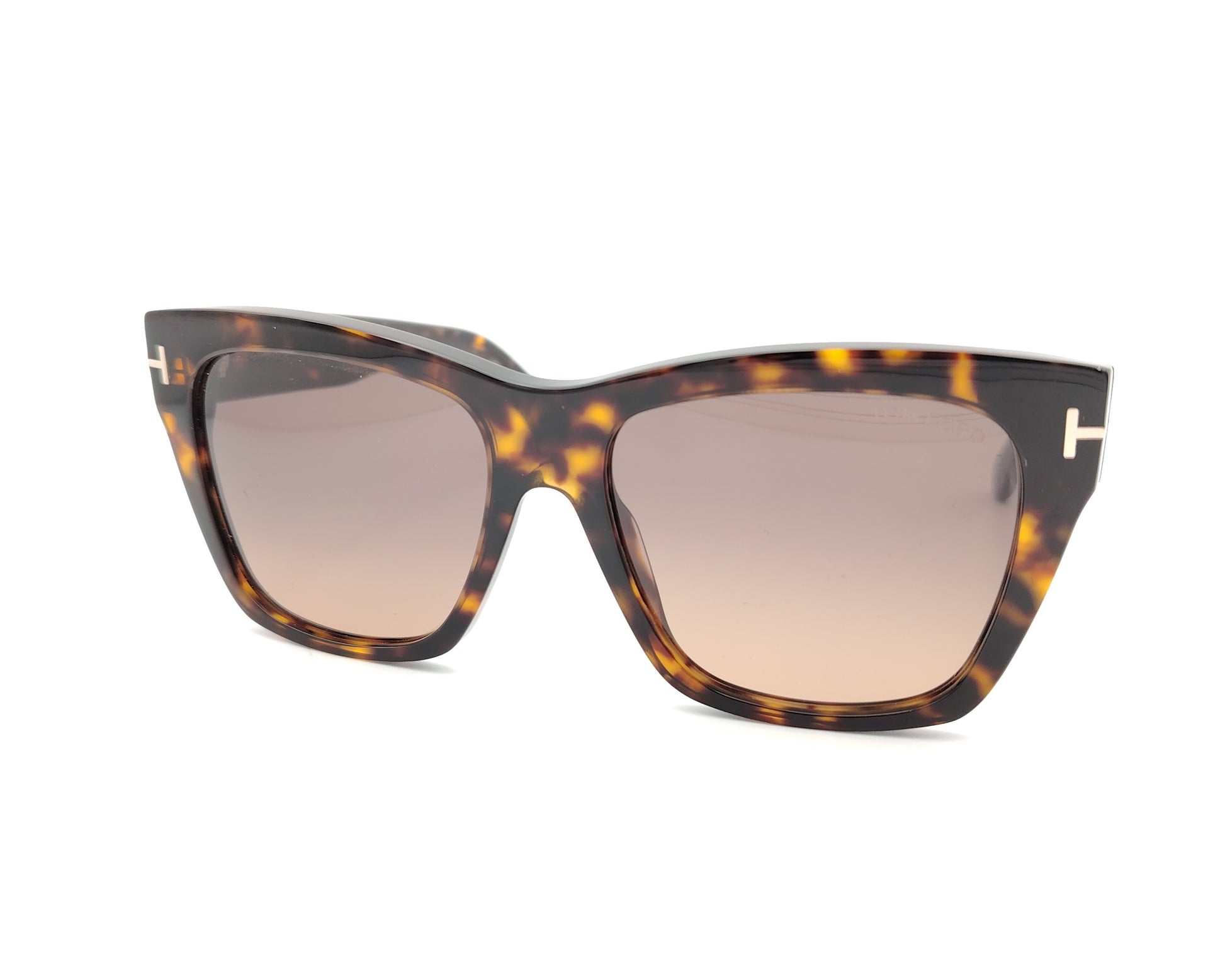 gafas de sol tom ford carey cuadradas con lentes marrón degradado y detalle metálico en las varillas