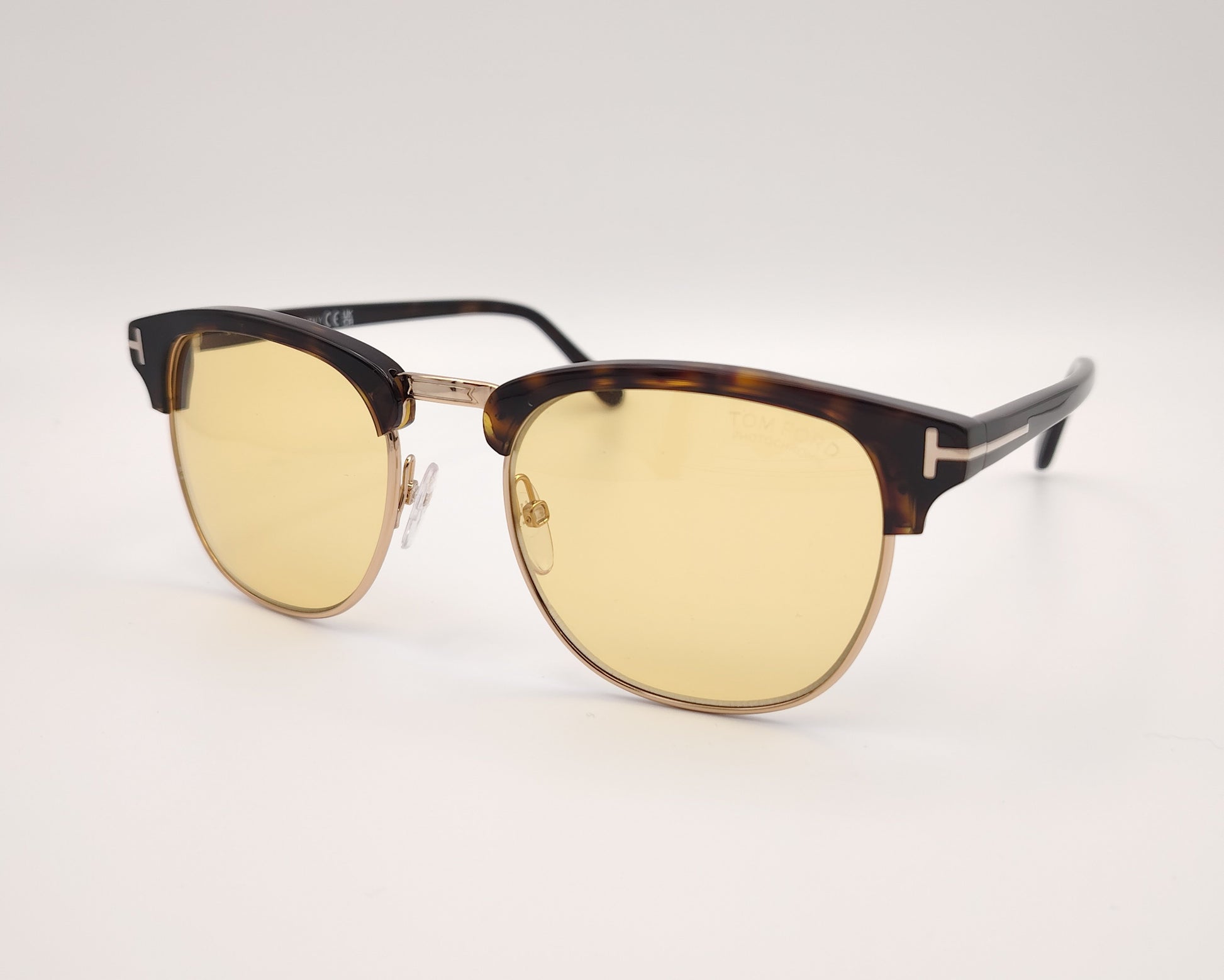 gafas de sol tom ford tf248 52e montura browline carey lentes fotocromáticas diseño clásico y sofisticado