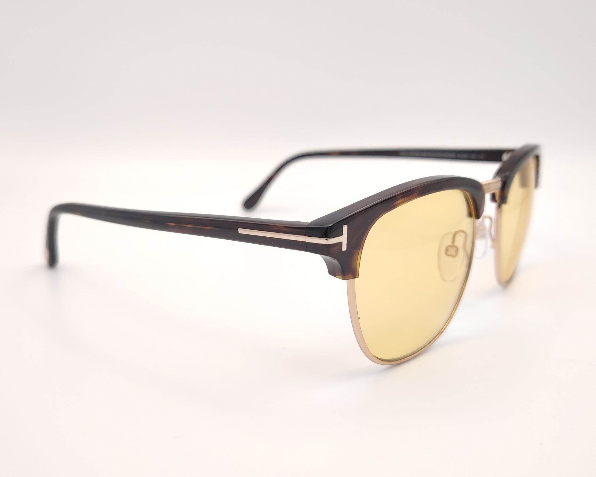 gafas de sol tom ford tf248 52e montura browline carey lentes fotocromáticas diseño clásico y sofisticado