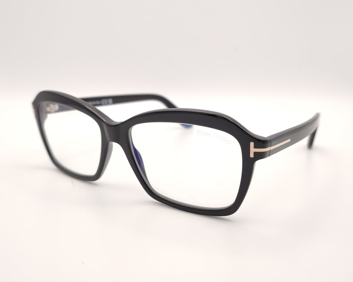 gafas tom ford negras con montura cuadrada y detalles metálicos en las varillas