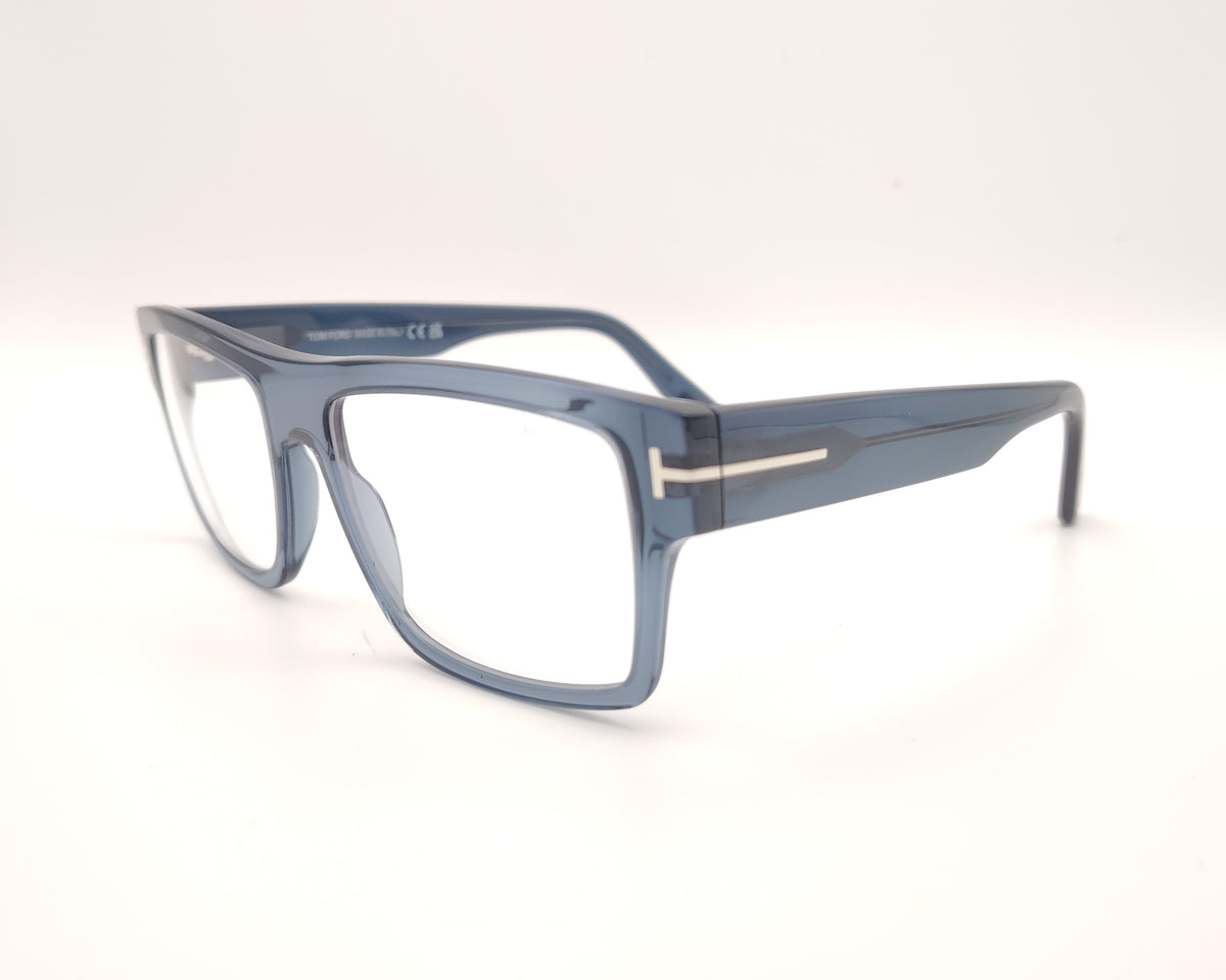 gafas tom ford rectangulares de acetato azul translúcido con varillas anchas y detalle metálico
