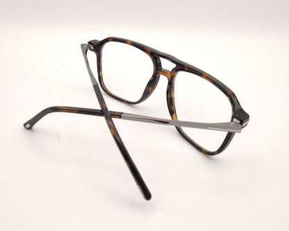 gafas tom ford de estilo aviador en acetato carey con doble puente y varillas metálicas