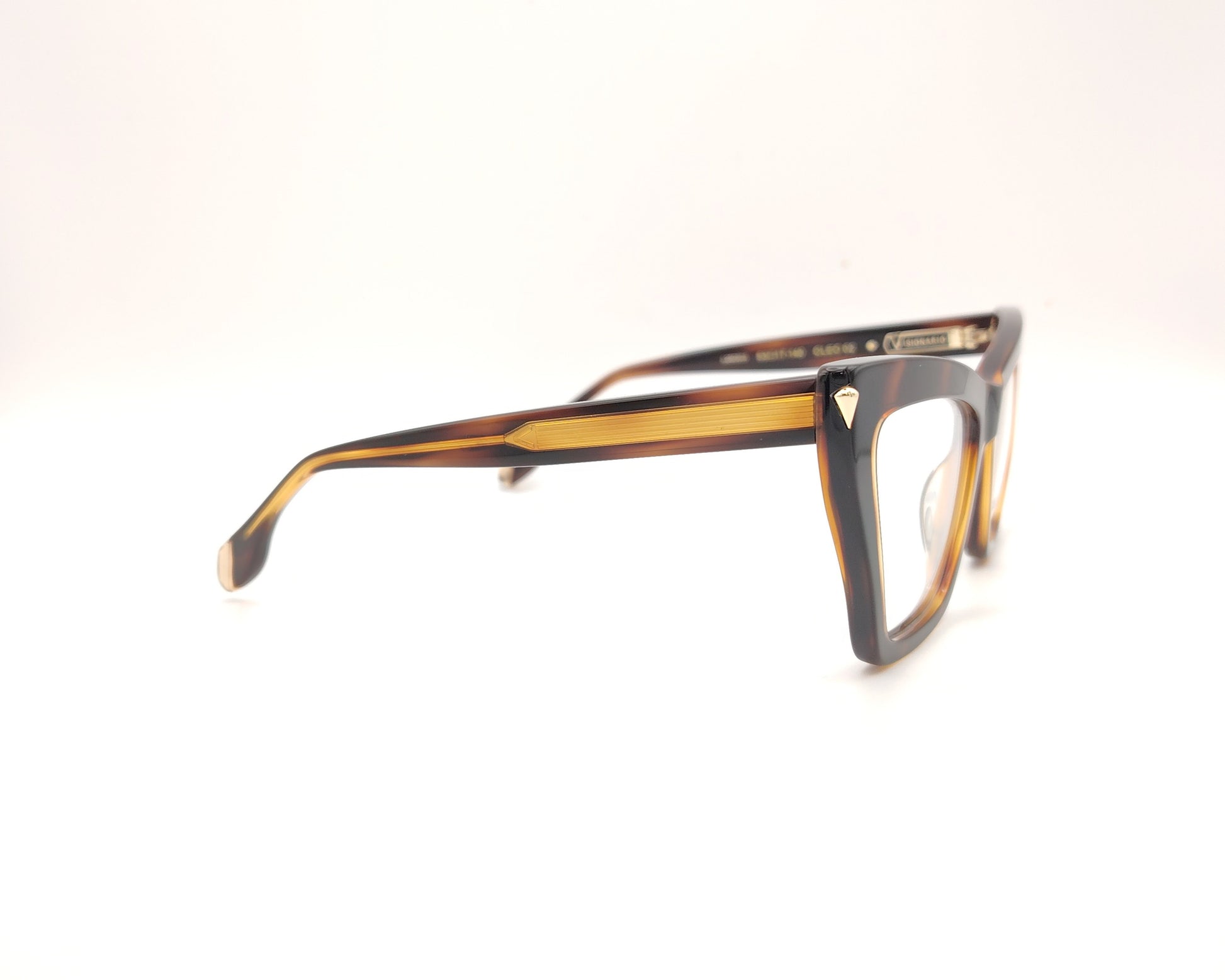 gafas de vista cat eye en acetato carey oscuro con detalles dorados de la marca visionario