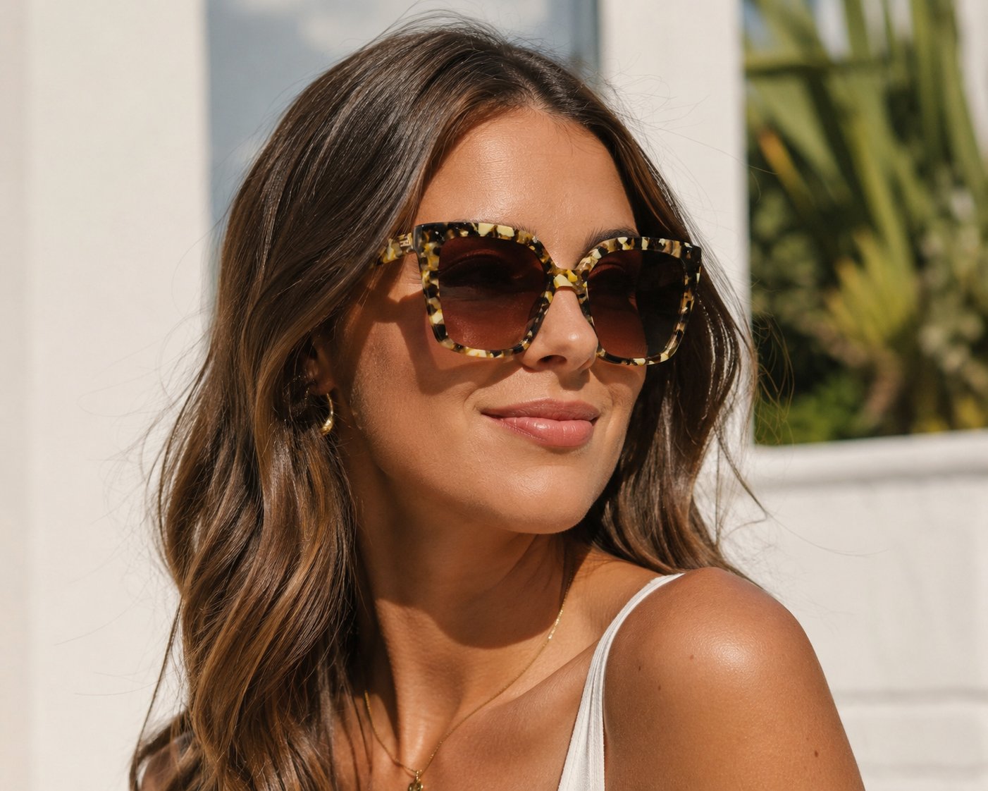 gafas de sol visionario carey jaspeado con lentes polarizadas marrones y forma geométrica cat eye