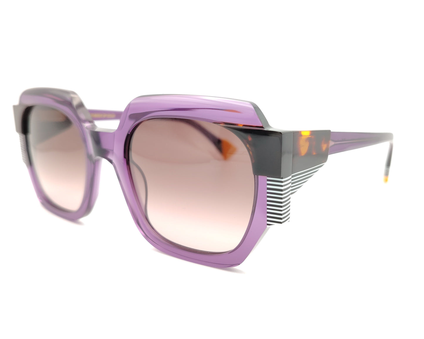 gafas de sol de forma geométrica en lila translúcido y carey con lentes degradadas marrón