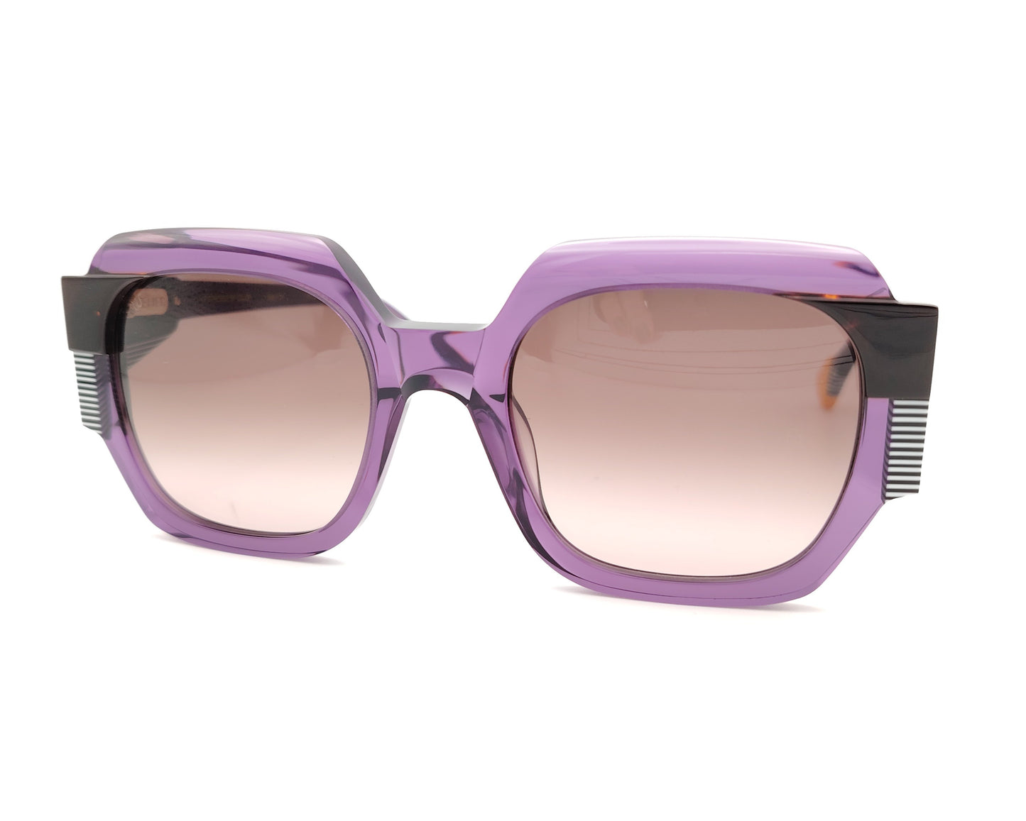 gafas de sol de forma geométrica en lila translúcido y carey con lentes degradadas marrón