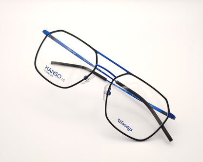 gafas graduadas geometricas oversize en titanio azul con doble puente y detalles negros