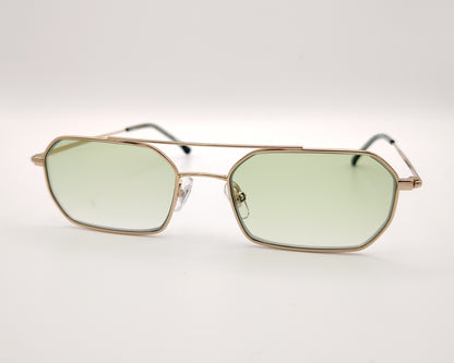 gafas de sol metalicas doradas rectangulares con doble puente y lentes fotocromaticas verdes
